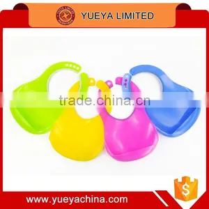 Fourth Gear Adjustable Baby Waterproof Bib thumbnail-3