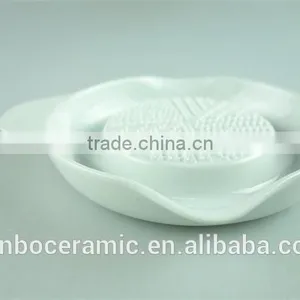 Ceramic Hand Lemon Squeez / Fruit Squeeze Tool thumbnail-3