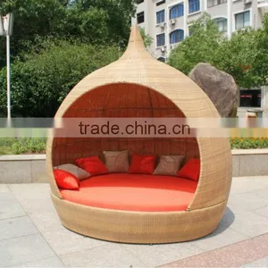 Synthetic Rattan Sunbed With Steepletop Design thumbnail-1