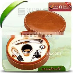 Round Leather Box Wine Set thumbnail-1
