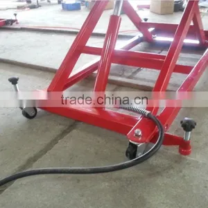 1500LB Air/Hydraulic Motorcycle Lift Table With CE thumbnail-3