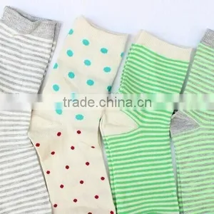 Proofing Fashion Low Cut Various Kinds of Women Dot Socks thumbnail-1