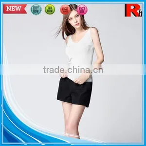 China Fitness Cheap Plain Bodybuilding Clothing Crop Loose Tank Tops for Women Plain Stringer Tank Top Wholesale thumbnail-3
