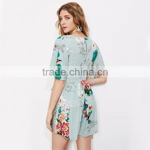 Rayon Floral Print Ladies Romper, Deep V-neck Sexy Half Sleeves Romper thumbnail-2