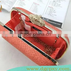 Fashion Leopard Head Snap Lock Minaudiere Clutch Bag thumbnail-1