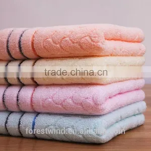 100% Soft Comfortable Microfiber Bath Towel thumbnail-2