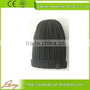 China Custom Product Best Sales Custom Knitted Hats Beanies thumbnail-2