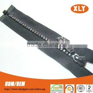 High Quality Double Row Puller Rhinestone Zipper , Cloth Zipper thumbnail-1