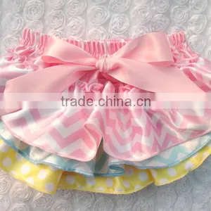 Hot Sale Baby Girl Ruffer Bloomer Cute Design and Wholesale Price Fit for New Born Baby Soft Fabric Comfortable From China thumbnail-5
