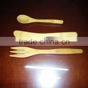 Bamboo Seafood Utensil Set thumbnail-2