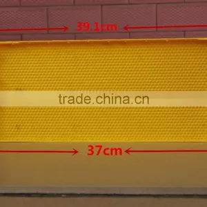 Beeswax Foundation Sheet Fro Beekeeping Use/ Plastic Foundation Sheet / Hot Sale Bee Foundation Sheet thumbnail-3