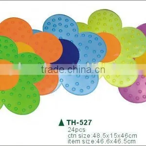 Plastic Mei Flower Shape Anti-slip Bath Mat thumbnail-1