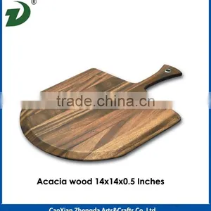 Acacia Wooden Pizza Tray thumbnail-5