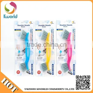 Eco-friendly Plastic Toilet Blue ,Yellow ,Red Cleaning Brush thumbnail-2