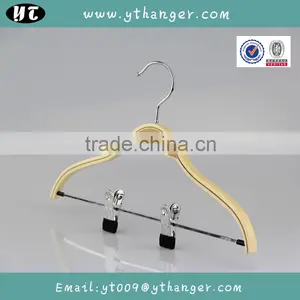 HA6888 Cheap Laminated Wood Hanger Coat Hanger With Clips thumbnail-2