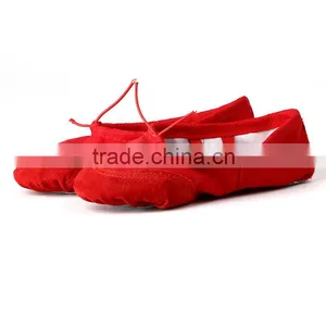 Wholesale Crochet Lovely Red Kid Infant Newborn Printed Soft Sole Prewalker Child Baby Girl Shoes thumbnail-2
