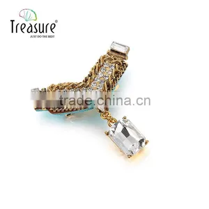 2015 Hottest Fashione Jewelry, Geometric Shape Figaro Chain Rhinestone Dangle Brooch Jewelry thumbnail-1