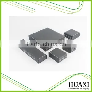 2016 Black Leather Surface Wood Bracelet Boxes Velevet Jewelry Box thumbnail-2