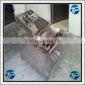 Small Boiled Egg Peeling Machine/Hot Sale Egg Sheller Machine thumbnail-5