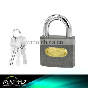 Tri-Circle Brand Iron Padlocks thumbnail-1