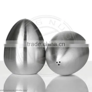 Egg-shape Stainless Steel Salt and Black Pepper Shaker thumbnail-1