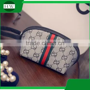 China Supplier Custom Portable Mini PU Material Wholesale Make up Bags Cosmetic Bags thumbnail-3