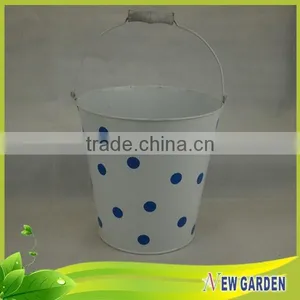 OEM Cheap Useful Barrel Shape Decorative Metal Hanging Basket Planters thumbnail-4