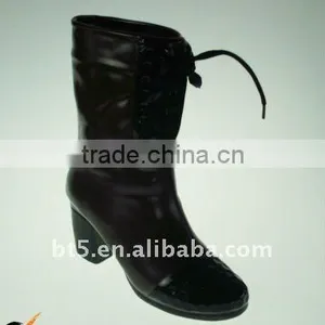 9 Inch Ceramic Flower Vase Fashion Boots Shape thumbnail-1