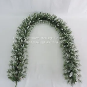 Artificial Christmas Garland thumbnail-1