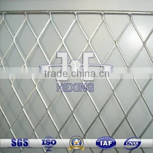 Diamond Hole Expanded Mesh Fence thumbnail-1