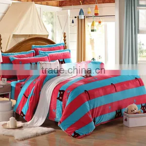 China Thick High Quality Red Stripe Flannel King Size Comforter Sets Cat Print Bedding Set thumbnail-1