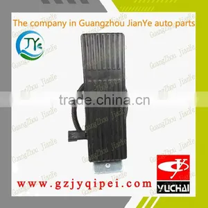 EF1-4D12 Yuchai Engine Parts Electronic Accelerator Pedal Assembly thumbnail-1