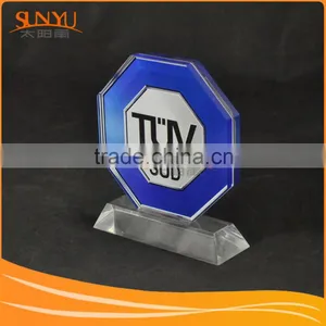 Cutom Size Design Acrylic Clear Trigram Trophy thumbnail-1