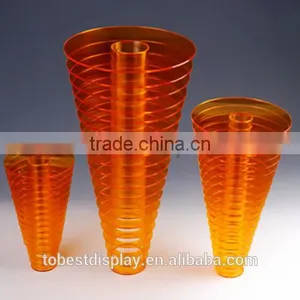 Excellent Craft High Clear Heart Shaped Acrylic Vases Wholesale for Home Decoration Manufacturer thumbnail-3