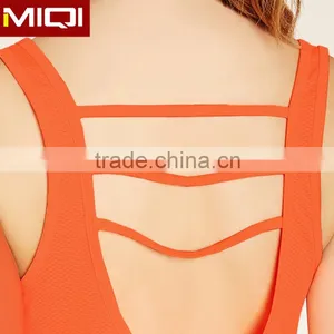 Latest Design Comfortable Loose Fitness Crop Tops Girs Custom Sleeveless Top With Sexy V-Back thumbnail-4