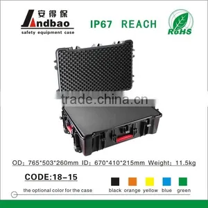 Plastic Carrying Case Injection Moulding Mold thumbnail-1