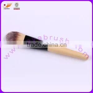Three-color Nylon Hair Foundation Brush With Wooden Handle thumbnail-1