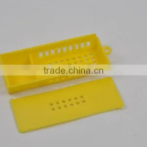 Queen Rearing Supplies European Style Queen Bee Cage for Beekeeping thumbnail-2