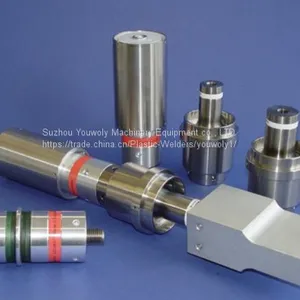Automatic Plastic Cover Sealing Machine for Plastic Parts Welding or Joining thumbnail-4