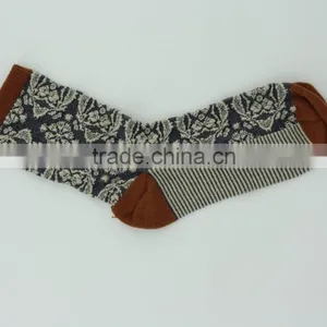 Men Wholesale Perforated Customs Dress Socks With Happy Socks Quality thumbnail-3