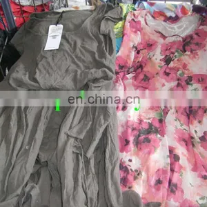 Prenium Fashion Used Garments Hong Kong thumbnail-1