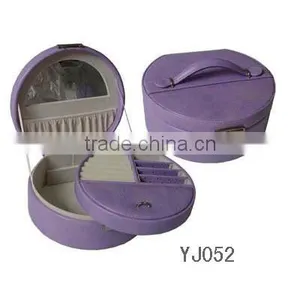 Good Quality Velvet Comstic Packaging Box ,gold Gift Supplier ,jewelry Packaging Case thumbnail-1