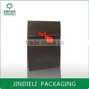 Recycled Fashion Gift Paper Bag Packaging thumbnail-1