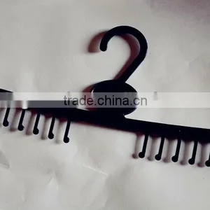 Plastic Clothes Pegs thumbnail-1