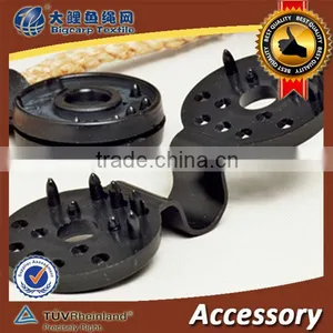 Hinged Grommet Fasteners thumbnail-1