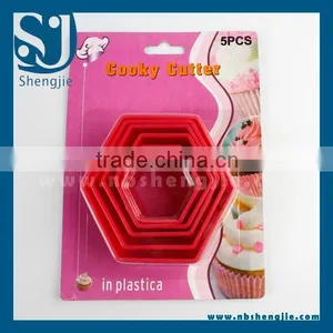 Trade Assurance Plastic Hexagon Shape Cake Cutter Mould thumbnail-1