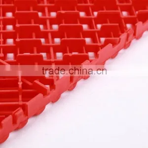 PP Interlock Out Garage Anti-slip Floor Mat thumbnail-3