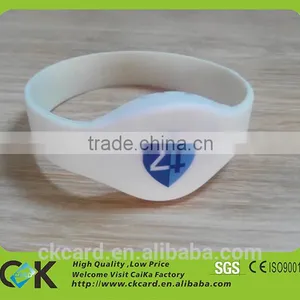 Wholesale Sport Bracelet Silicone RFID Wristband With Logo Printing thumbnail-5