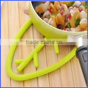 Silicone Tree Branch for Cooking Pans thumbnail-1