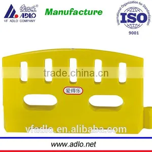 Water Filled Plastic Traffic Road New Jersey Barriers thumbnail-1